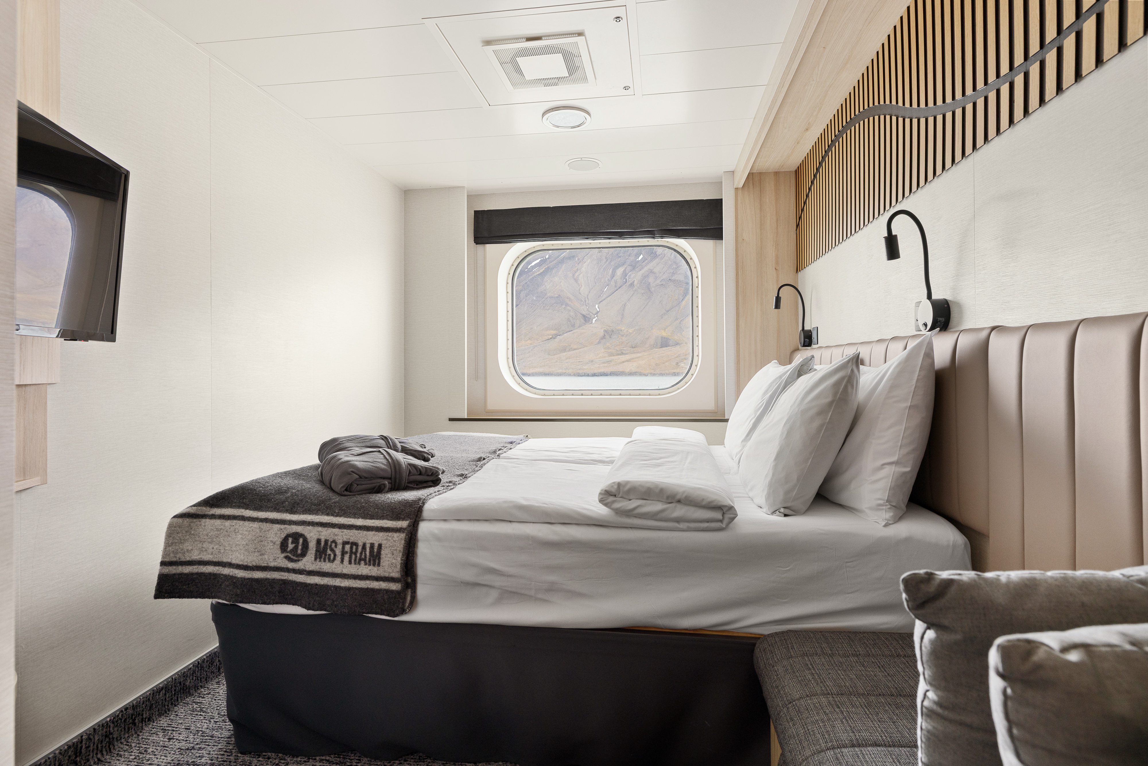 Arctic Superior | Outside Cabin